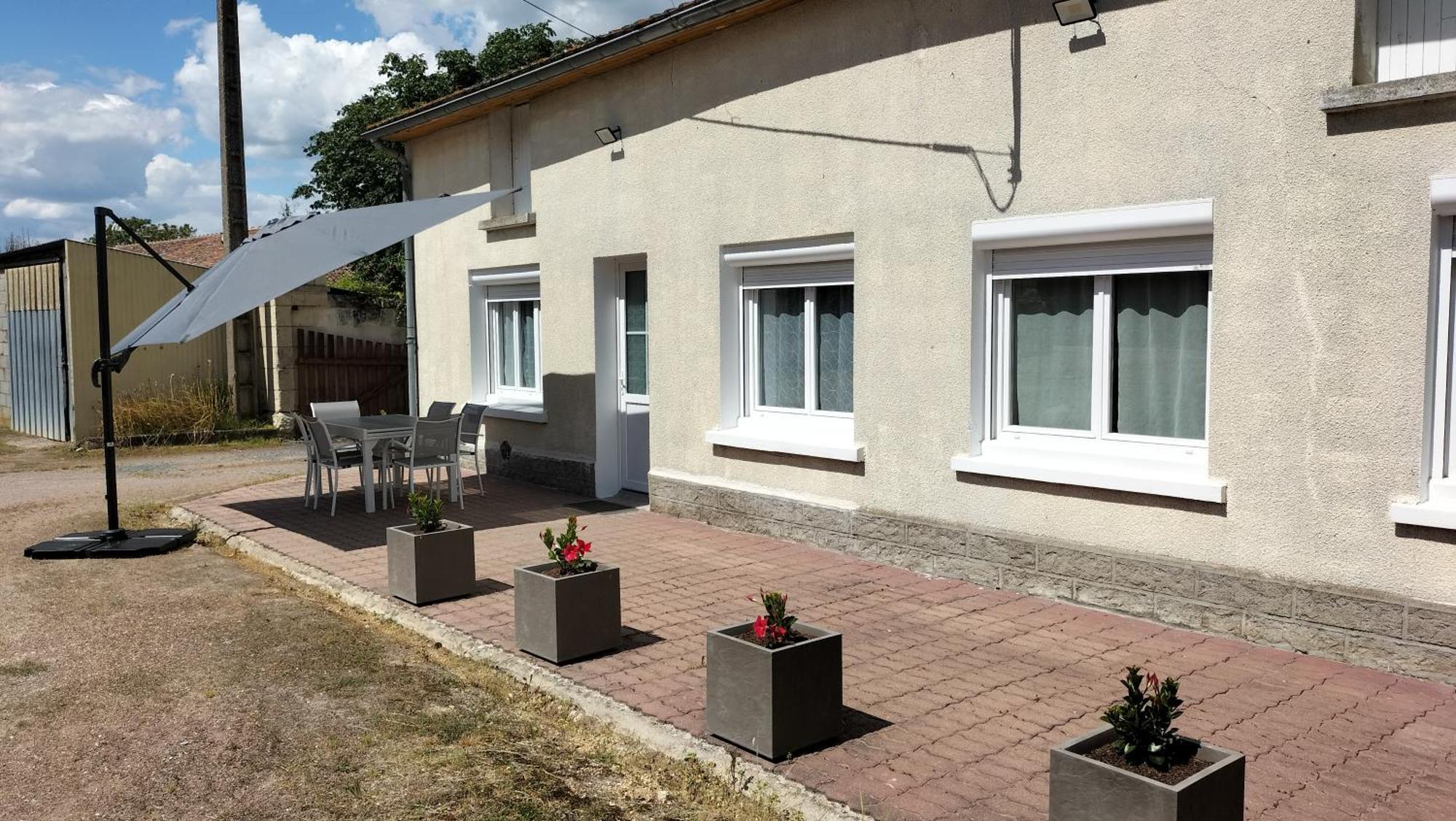 Villa Le P'Tit Quebecois à Les-Trois-Moutiers Extérieur photo